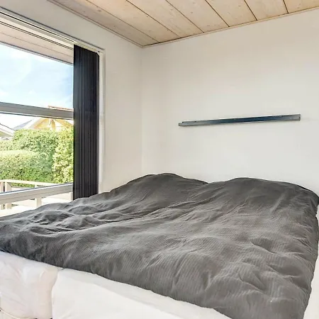 Beachfront Bliss In Hejlsminde - By Traum *