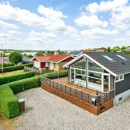 Beachfront Bliss In Hejlsminde - By Traum * Hejls